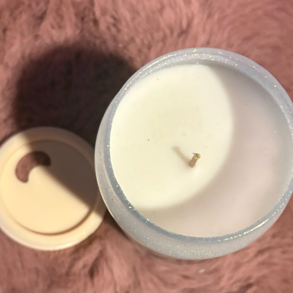 Blue Raspberry Scented Candle - Picture 11 of 13